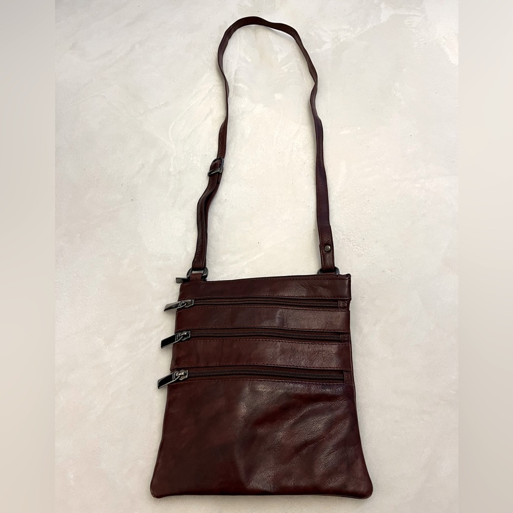 ♥️Burgundy Vegan Leather Crossbody Bag